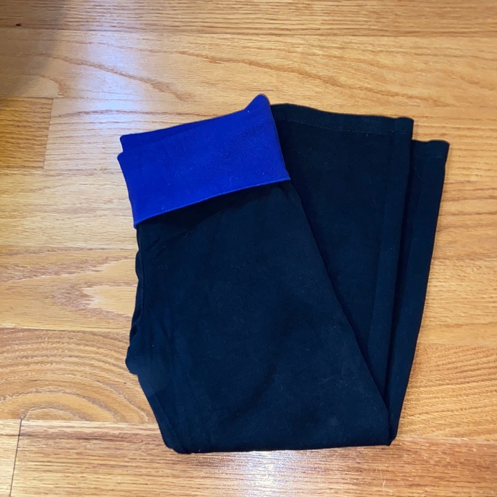 Cropped Victoria’s Secret Yoga pants